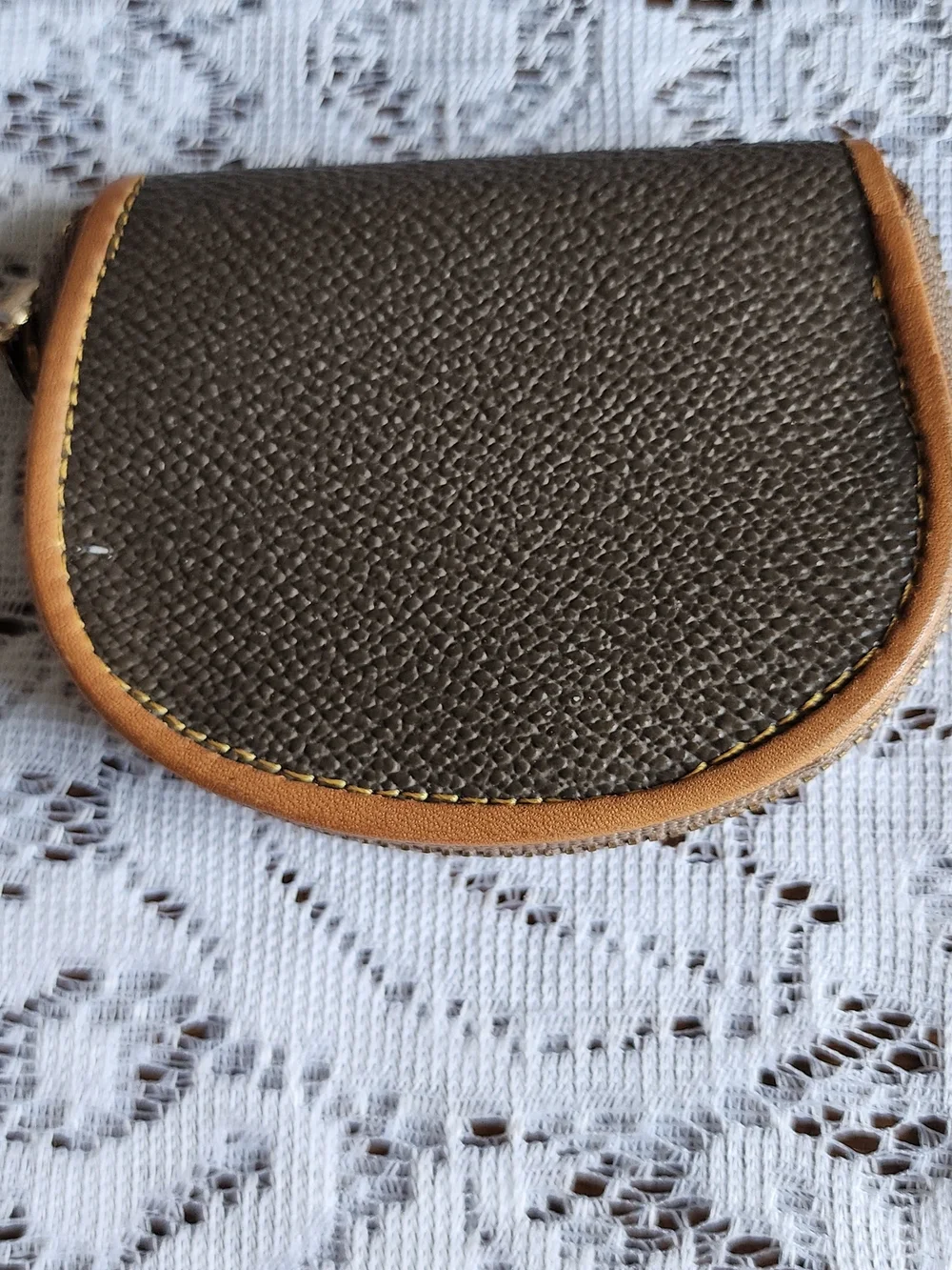 Paris Two-Tone Brown & Tan Zip Card & Coin Holder